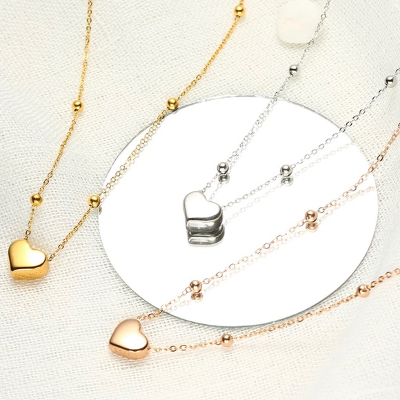 SOLD OUT 18K Gold Plated Stainless Steel Heart Necklace - Picture 3 of 5